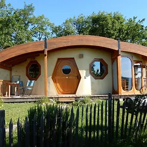 https://fount-de-cousteno-limbrassac.midi-pyreneeshotels.com